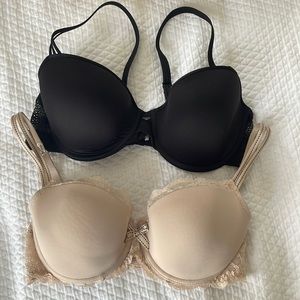 Chantelle set of bras